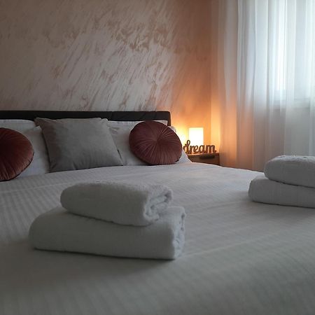 Apartman Kristal Sremska Mitrovica Luaran gambar