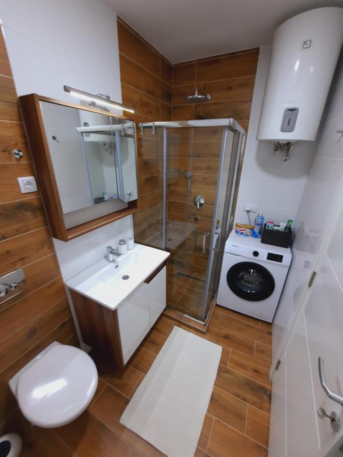 Apartman Kristal Sremska Mitrovica Luaran gambar