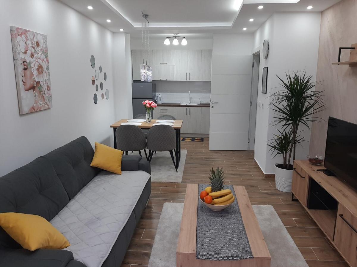 Apartman Kristal Sremska Mitrovica Luaran gambar